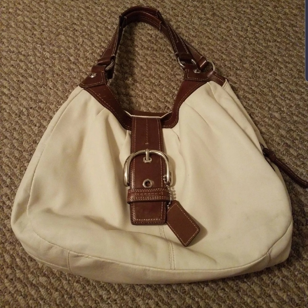 Coach purse Off white/brown